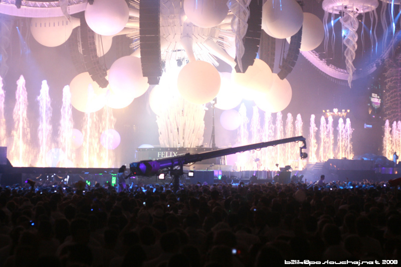 SENSATION WHITE (NL) - Sobota 5. 7. 2008