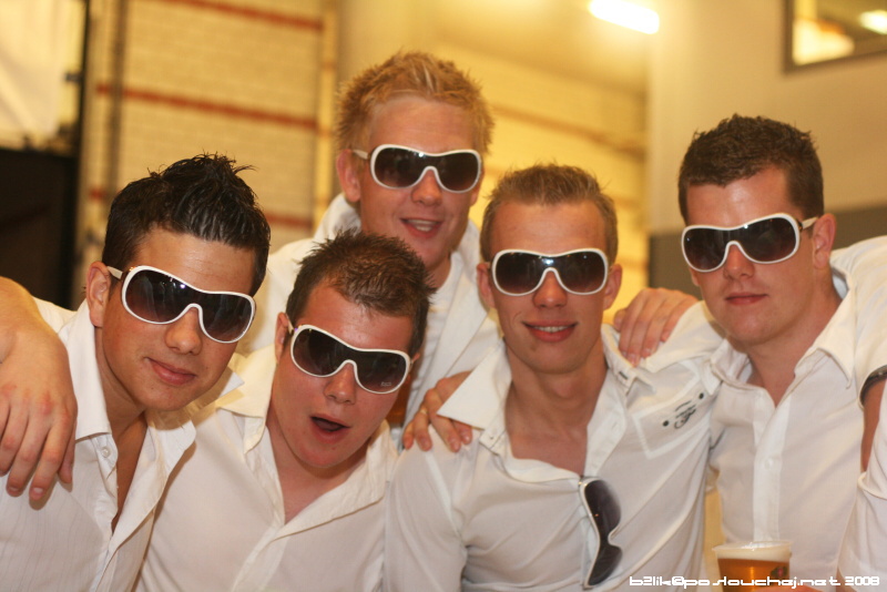 SENSATION WHITE (NL) - Sobota 5. 7. 2008