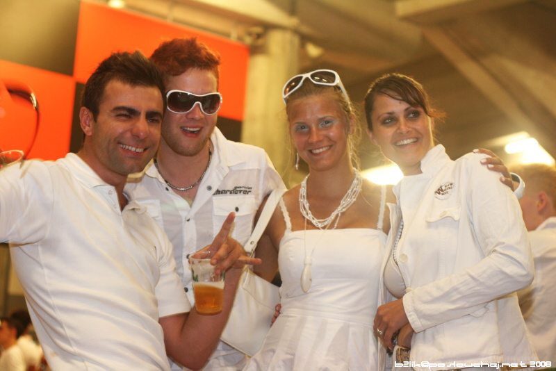 SENSATION WHITE (NL) - Sobota 5. 7. 2008