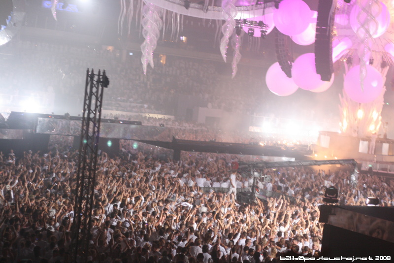 SENSATION WHITE (NL) - Sobota 5. 7. 2008