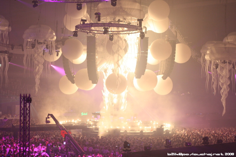SENSATION WHITE (NL) - Sobota 5. 7. 2008