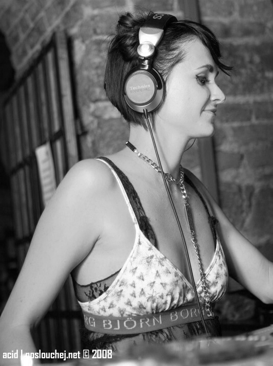 SUMMER OF LOVE WARM-UP - Sobota 9. 8. 2008