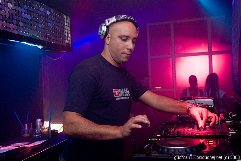 VIBE OPENING PARTY - Sobota 6. 9. 2008