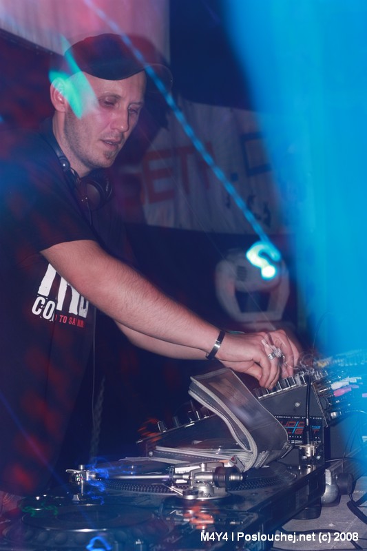TAKE CONTROL - Pátek 19. 9. 2008