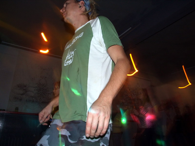 BASSINFECTION - Pátek 3. 10. 2008