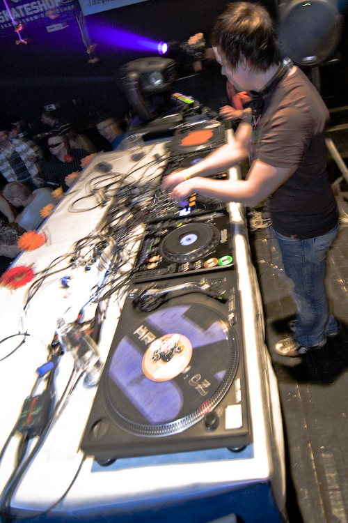 E-MOTION - Pátek 10. 10. 2008