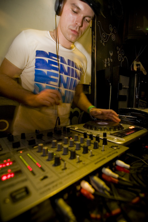 E-MOTION - Pátek 10. 10. 2008