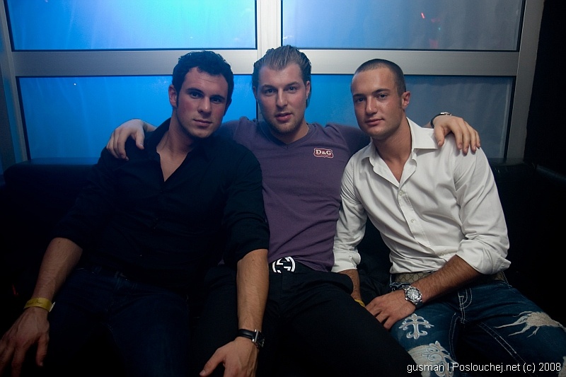 REHAB PRESENTS DJ SIMON.S - Pátek 10. 10. 2008
