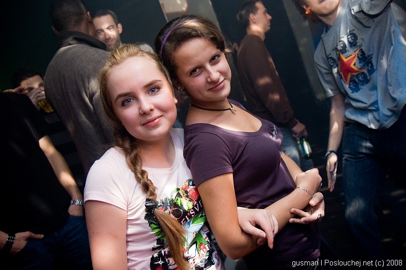 REHAB PRESENTS DJ SIMON.S - Pátek 10. 10. 2008