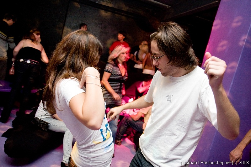 REHAB PRESENTS DJ SIMON.S - Pátek 10. 10. 2008