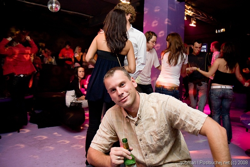 REHAB PRESENTS DJ SIMON.S - Pátek 10. 10. 2008