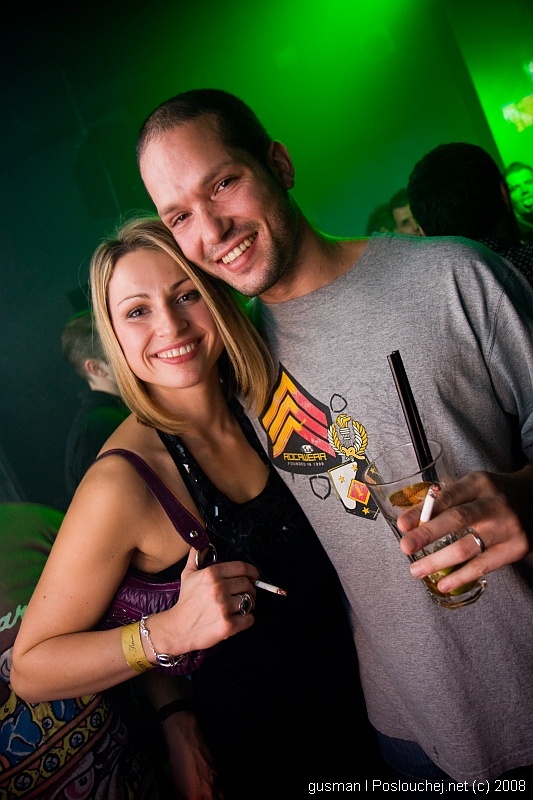 REHAB PRESENTS DJ SIMON.S - Pátek 10. 10. 2008