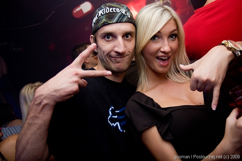 REHAB PRESENTS DJ SIMON.S - Pátek 10. 10. 2008