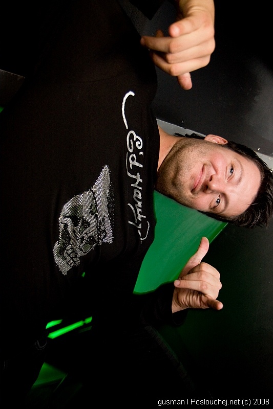 REHAB PRESENTS DJ SIMON.S - Pátek 10. 10. 2008