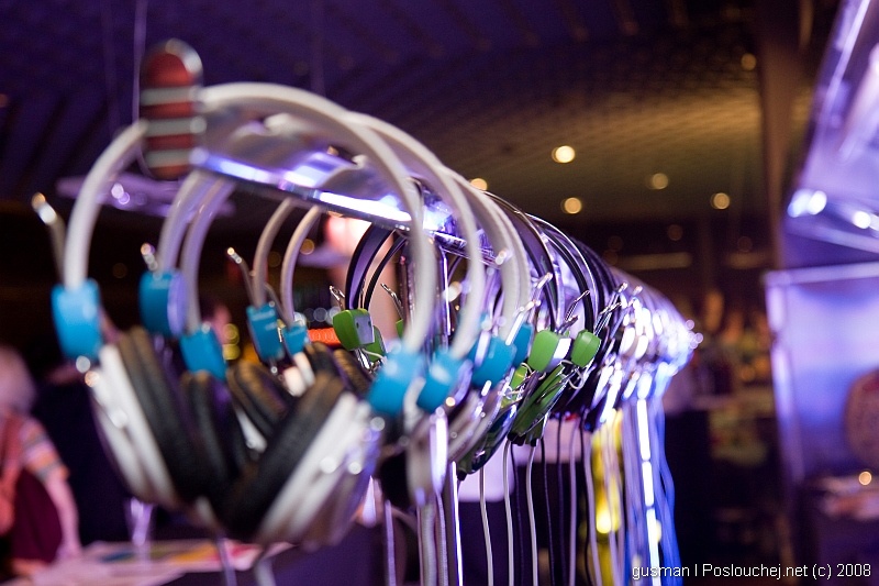 WESC HEADPHONES NIGHT - Středa 15. 10. 2008