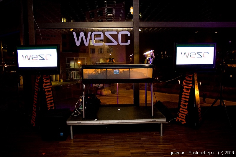 WESC HEADPHONES NIGHT - Středa 15. 10. 2008