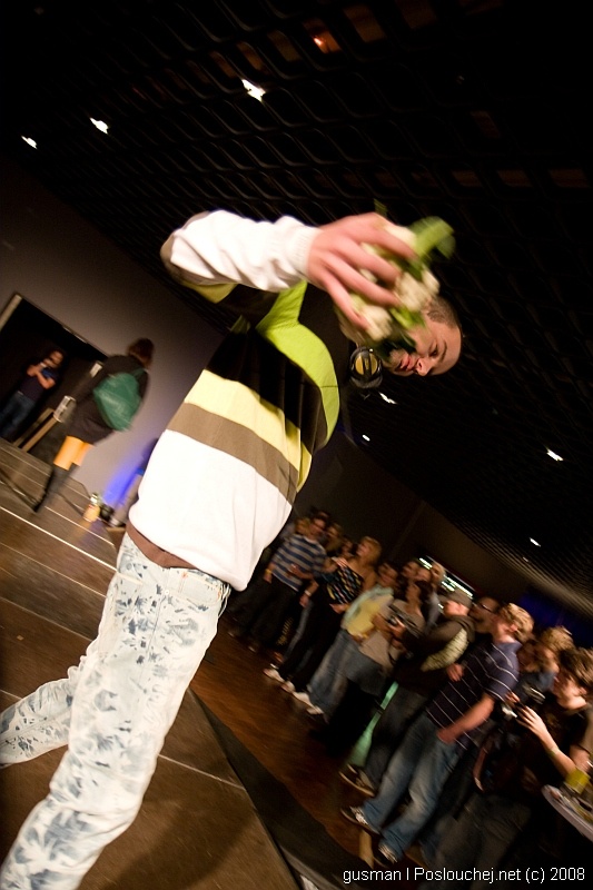 WESC HEADPHONES NIGHT - Středa 15. 10. 2008