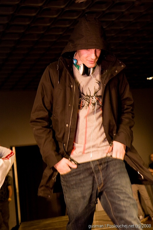 WESC HEADPHONES NIGHT - Středa 15. 10. 2008