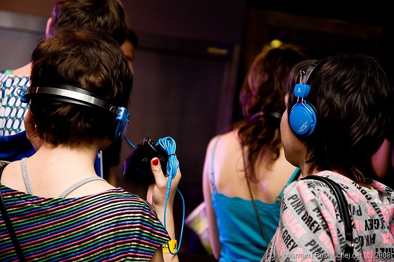 WESC HEADPHONES NIGHT - Středa 15. 10. 2008