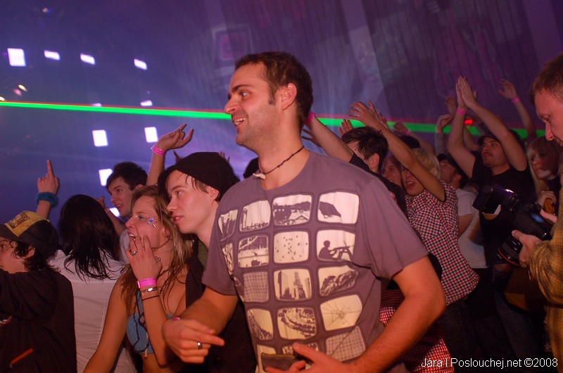 ELECTRONIC BEATS - Pátek 14. 11. 2008