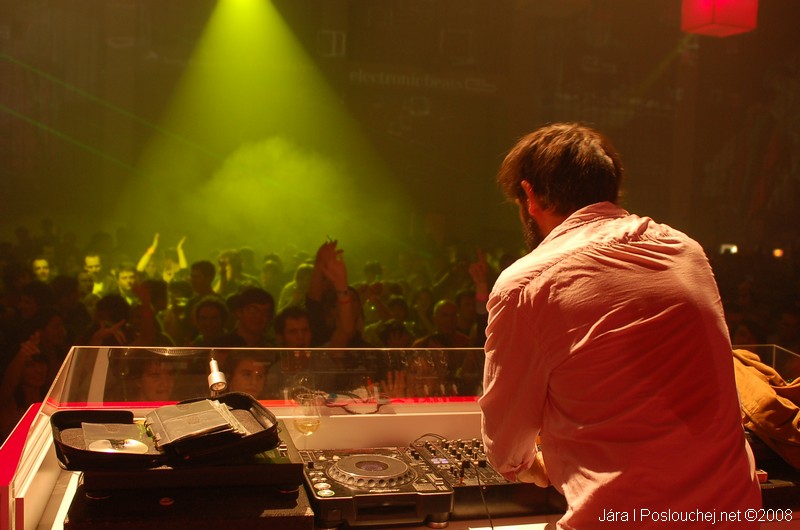 ELECTRONIC BEATS - Pátek 14. 11. 2008
