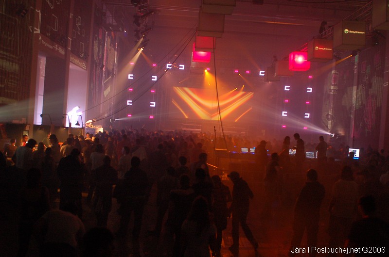 ELECTRONIC BEATS - Pátek 14. 11. 2008