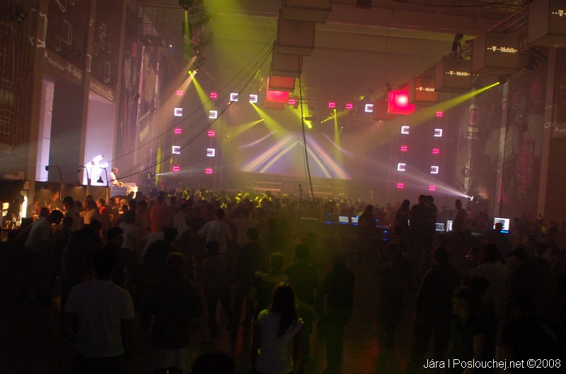 ELECTRONIC BEATS - Pátek 14. 11. 2008