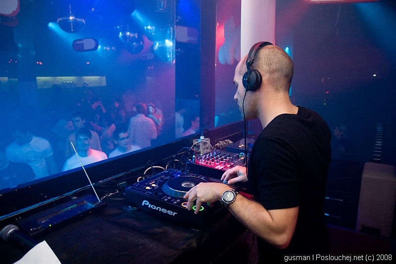 REHAB PRESENTS MARTIN ROTH (DE) - Pátek 14. 11. 2008