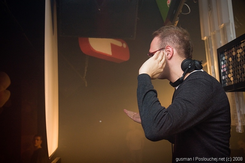 REHAB PRESENTS MARTIN ROTH (DE) - Pátek 14. 11. 2008