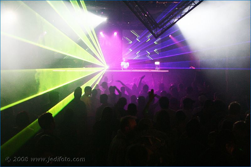 DAVE CLARKE PARTY - Pátek 21. 11. 2008