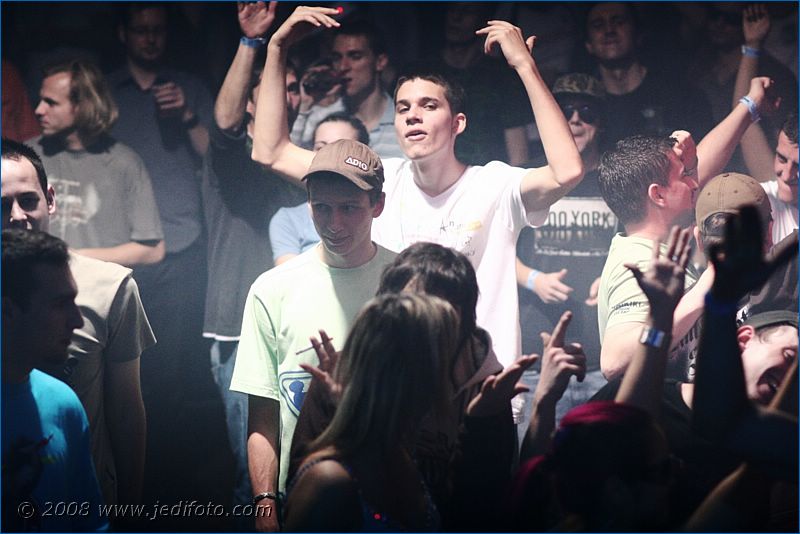 DAVE CLARKE PARTY - Pátek 21. 11. 2008