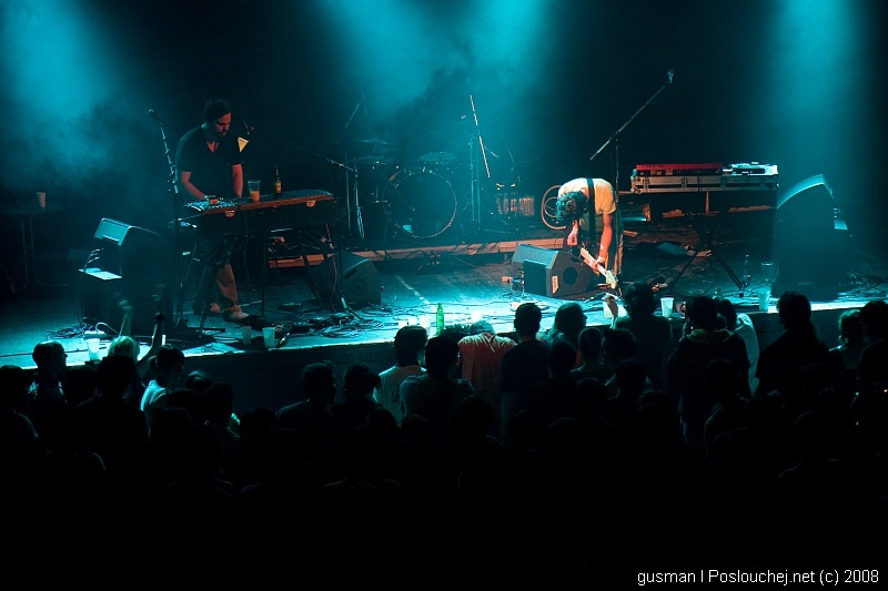 Koncert: APPARAT BAND FT. RAZ OHARA  - Středa 3. 12. 2008