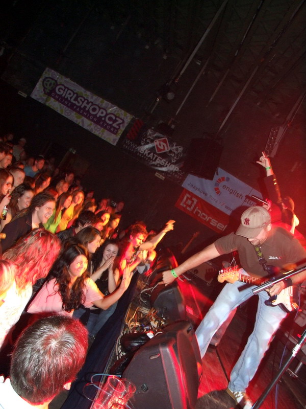 Koncert: SKYLINE - Středa 3. 12. 2008