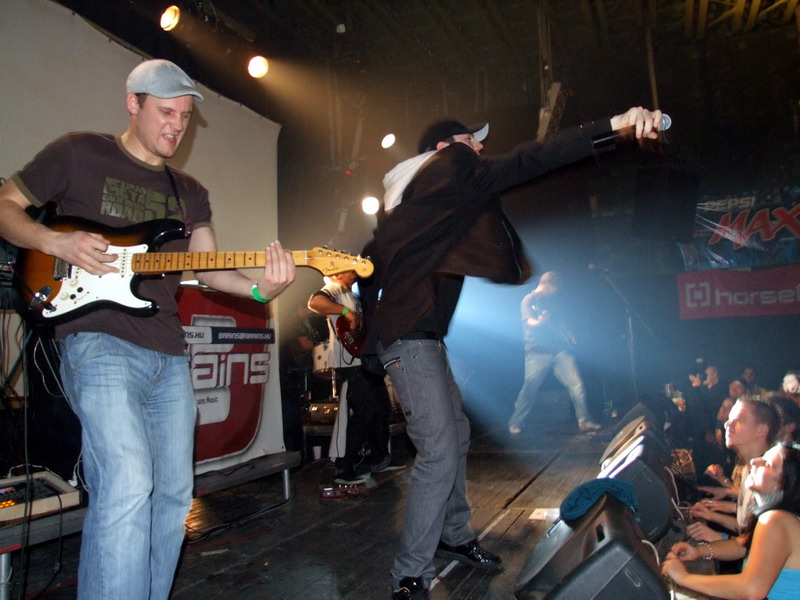 Koncert: SKYLINE - Středa 3. 12. 2008