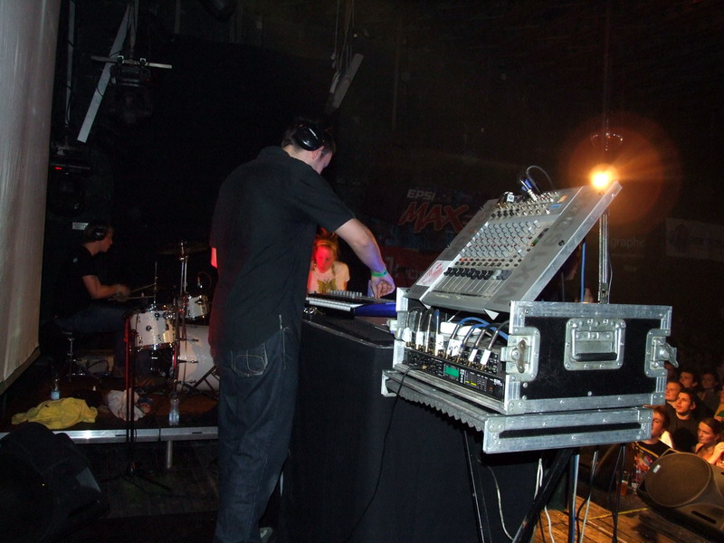Koncert: SKYLINE - Středa 3. 12. 2008
