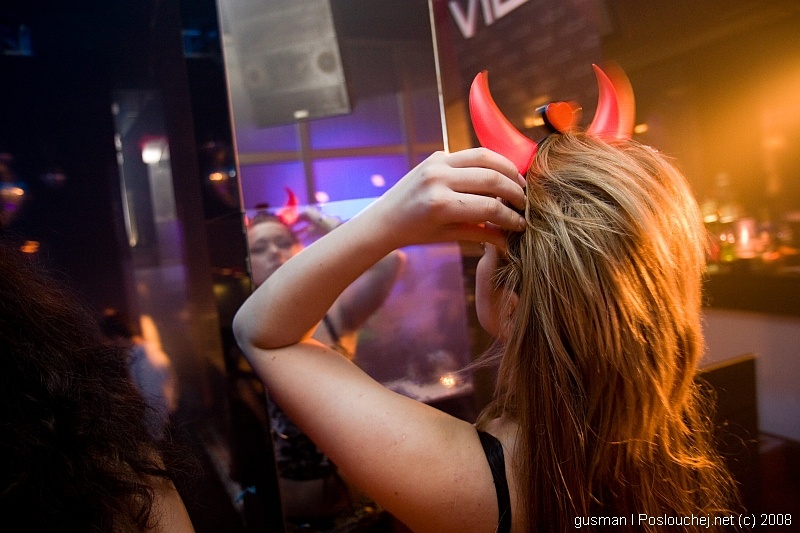 VIBE - Pátek 5. 12. 2008