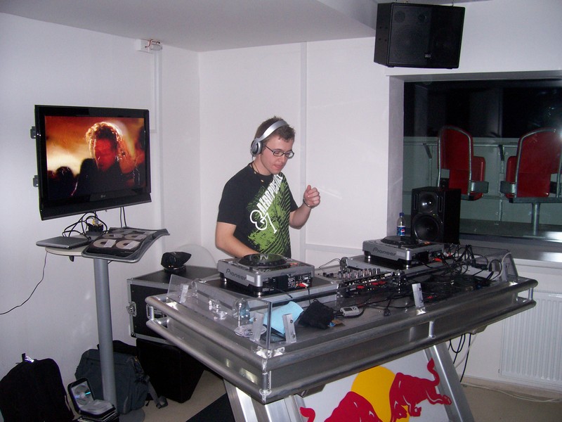 CZECH THIS FUTURE 3: FROM OLD SCHOOL TO NEW STYLE - Sobota 13. 12. 2008