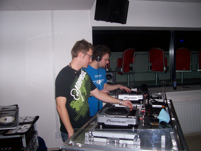 CZECH THIS FUTURE 3: FROM OLD SCHOOL TO NEW STYLE - Sobota 13. 12. 2008