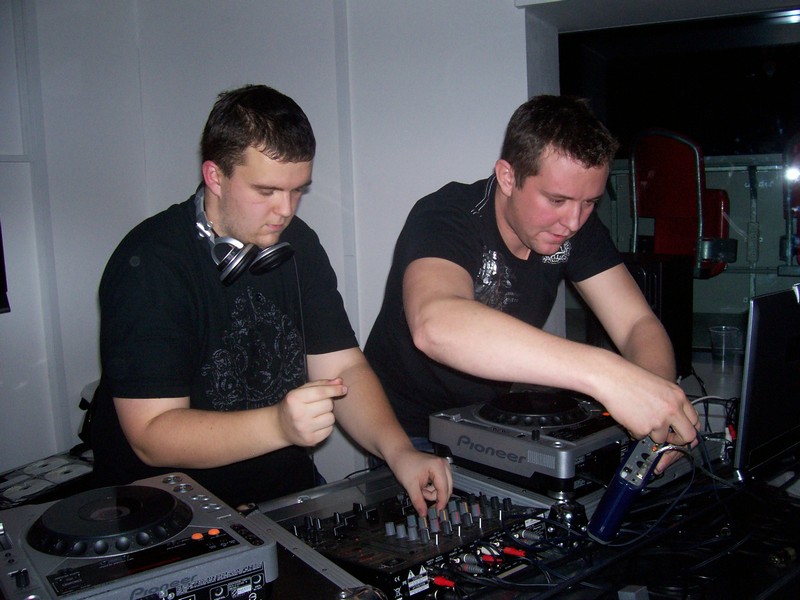 CZECH THIS FUTURE 3: FROM OLD SCHOOL TO NEW STYLE - Sobota 13. 12. 2008