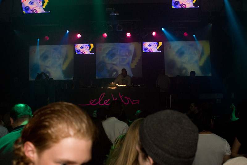  ELEKTRA - Pátek 12. 12. 2008
