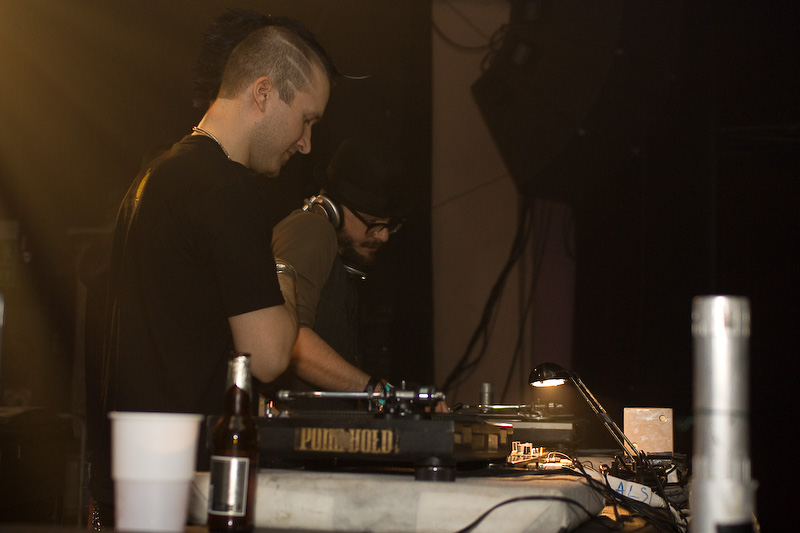  ELEKTRA - Pátek 12. 12. 2008