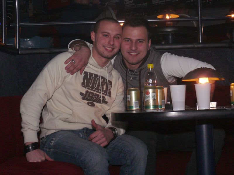 ELECTRONIC CONNECTION - Pátek 19. 12. 2008