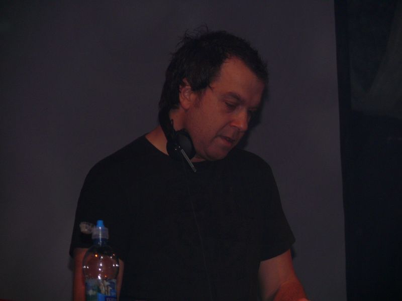 ELECTRONIC CONNECTION - Pátek 19. 12. 2008