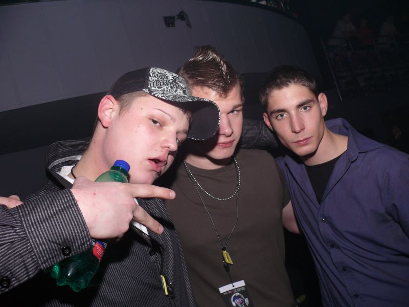ELECTRONIC CONNECTION - Pátek 19. 12. 2008