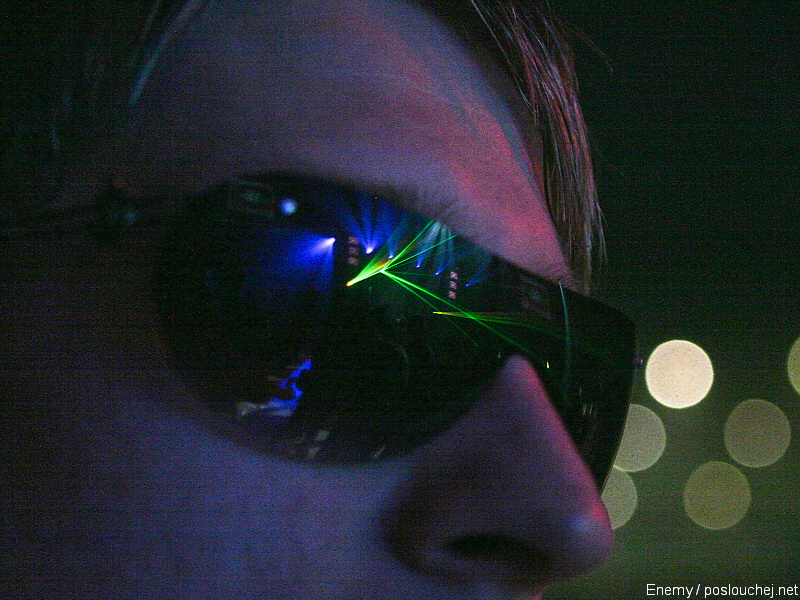 ELECTRONIC CONNECTION - Pátek 19. 12. 2008