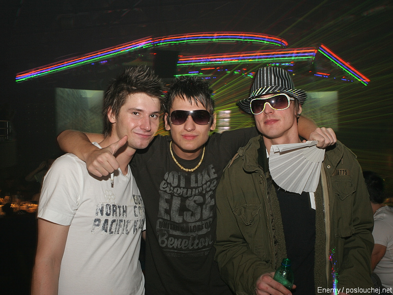 ELECTRONIC CONNECTION - Pátek 19. 12. 2008
