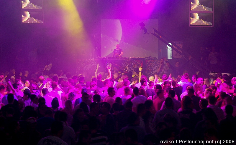 ELECTRONIC CONNECTION - Pátek 19. 12. 2008