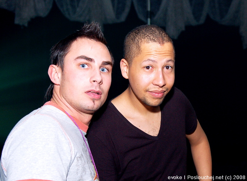 ELECTRONIC CONNECTION - Pátek 19. 12. 2008