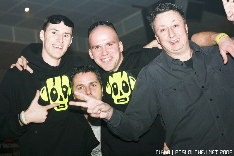 ELECTRONIC CONNECTION - Pátek 19. 12. 2008