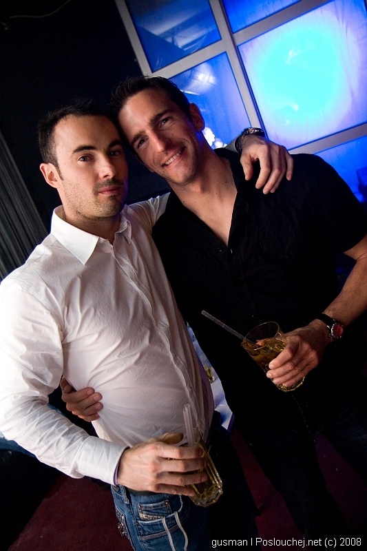 MECCAMIX – KŘEST DESKY DJE NEA & NIGHTWORK - Sobota 20. 12. 2008